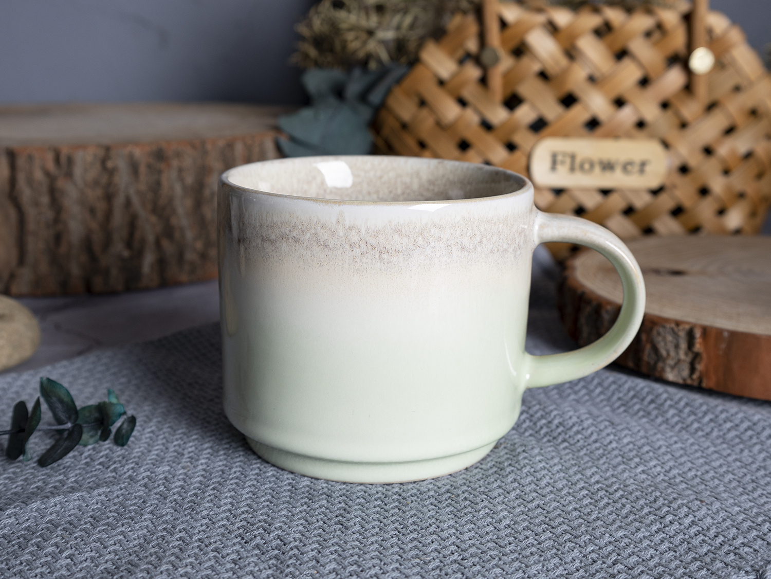 CHANGSHA HAPPY GO  Elegant Reactive Glaze Stoneware Dinnerware Set in Misty Beige and Ocean Blue with Textured Finish |Dopamine Series Ceramics  |Dopamine Series Ceramics  |happygodinnerware.com