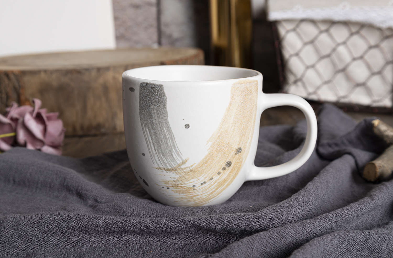 CHANGSHA HAPPY GO Contemporary Gray-Blue Matte Reactive Glaze Stoneware Dinner Set with Subtle Natural Texture |happygodinnerware.com