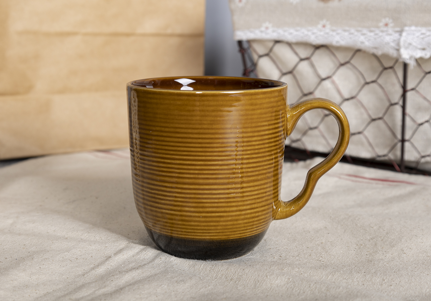 CHANGSHA HAPPY GO Vintage-Style Grayish Green Reactive Glaze Stoneware Dinnerware with Weathered Matte Finish |happygodinnerware.com