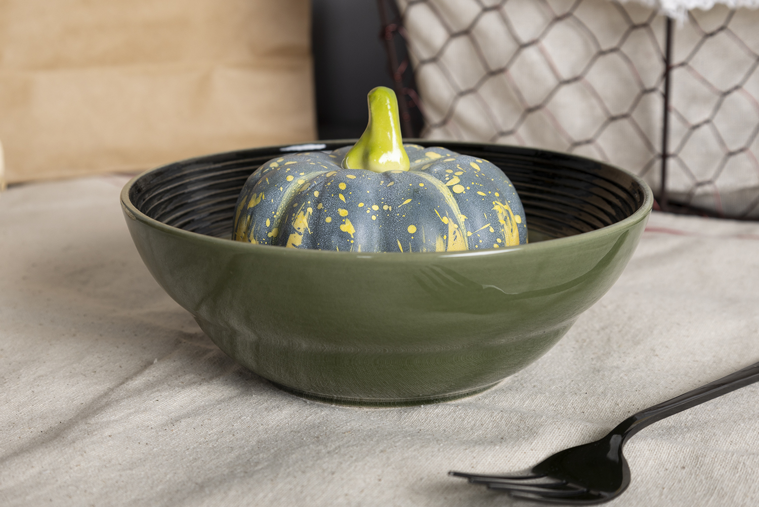 CHANGSHA HAPPY GO Vintage-Style Grayish Green Reactive Glaze Stoneware Dinnerware with Weathered Matte Finish |happygodinnerware.com