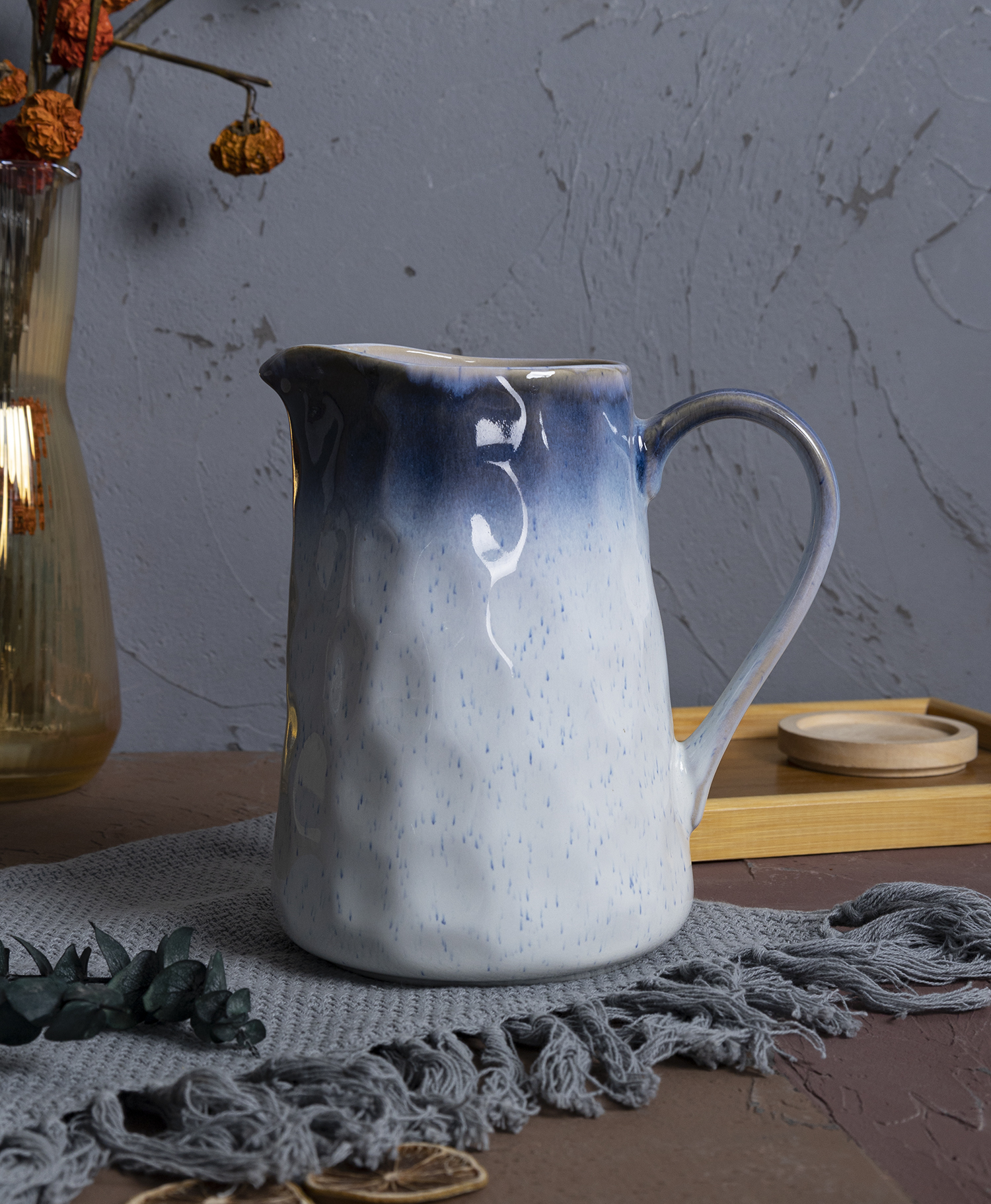 CHANGSHA HAPPY GO Reactive Glaze Hammered Stoneware Tea and Dinner Set with Ocean Blue Interior and Serving Tray |happygodinnerware.com