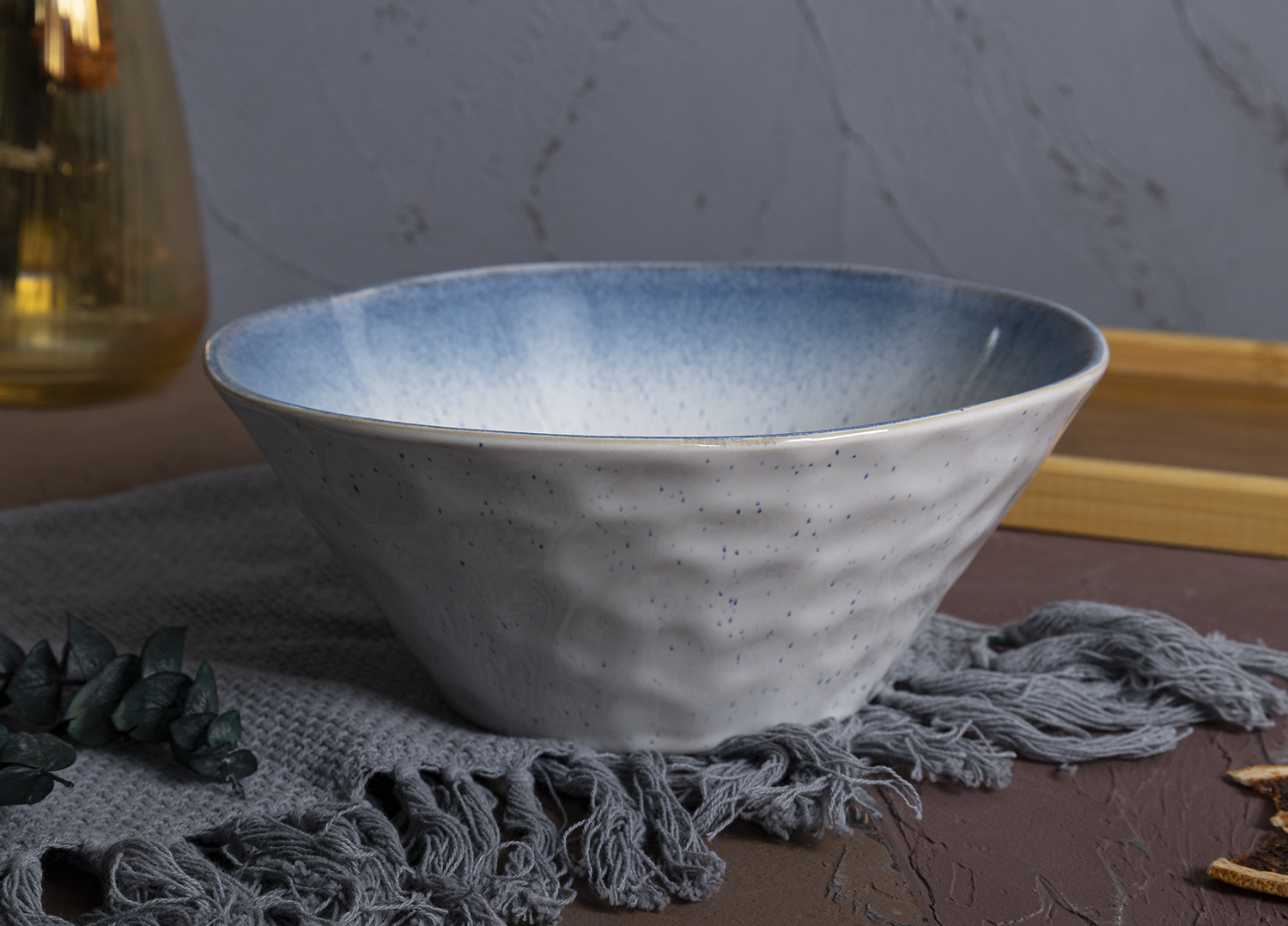 CHANGSHA HAPPY GO Reactive Glaze Hammered Stoneware Tea and Dinner Set with Ocean Blue Interior and Serving Tray |happygodinnerware.com