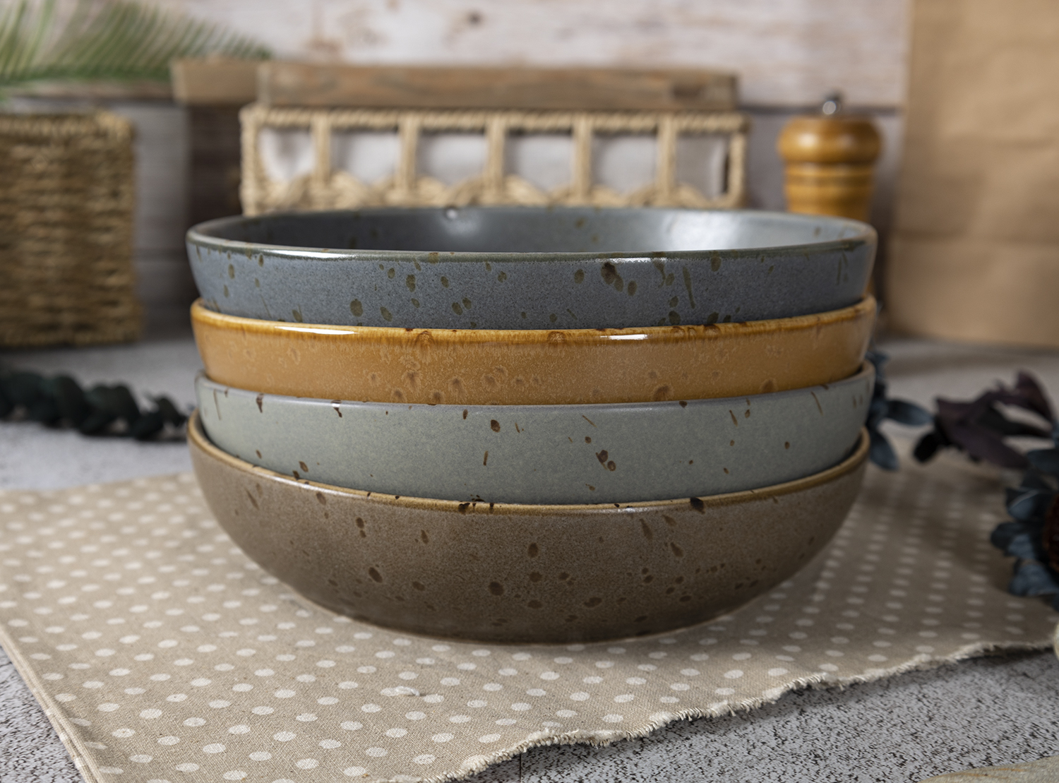 CHANGSHA HAPPY GO Rustic Earth-Tone Reactive Glaze Stoneware Dinner Set in Textured Matte Finish |happygodinnerware.com