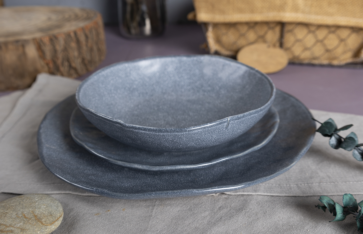 CHANGSHA HAPPY GO Minimalist Matte Reactive Glaze Stoneware Dinnerware Set in Muted Morandi Colors |happygodinnerware.com
