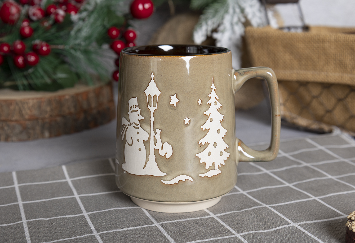 CHANGSHA HAPPY GO  Light Blue Patchwork Reactive Glaze Stoneware Dinner Set with Artistic Stripes  |happygodinnerware.com