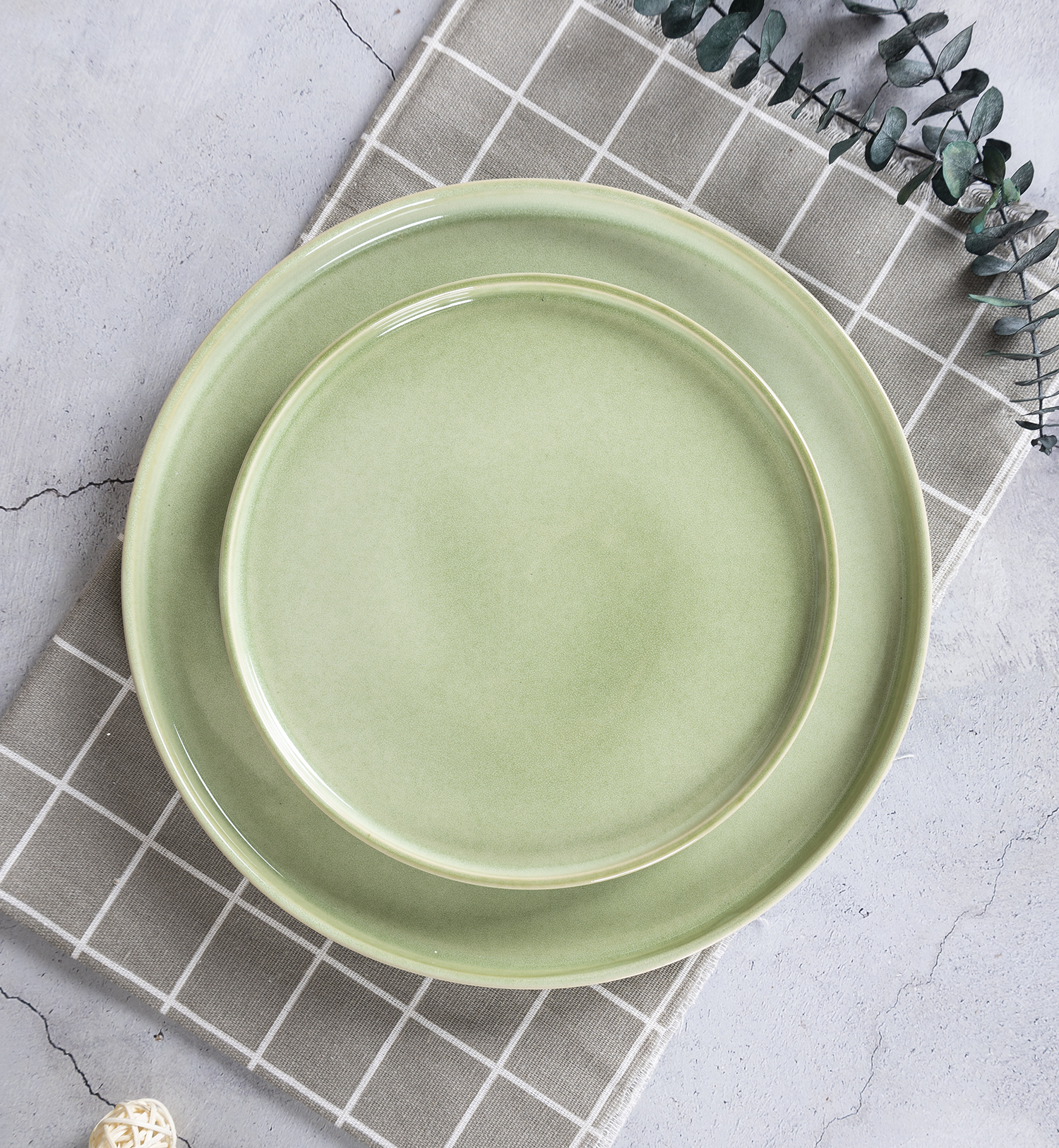 CHANGSHA HAPPY GO  Colorful Candy Tone Reactive Glaze Stoneware Dinner Set with Stackable Design  |happygodinnerware.com