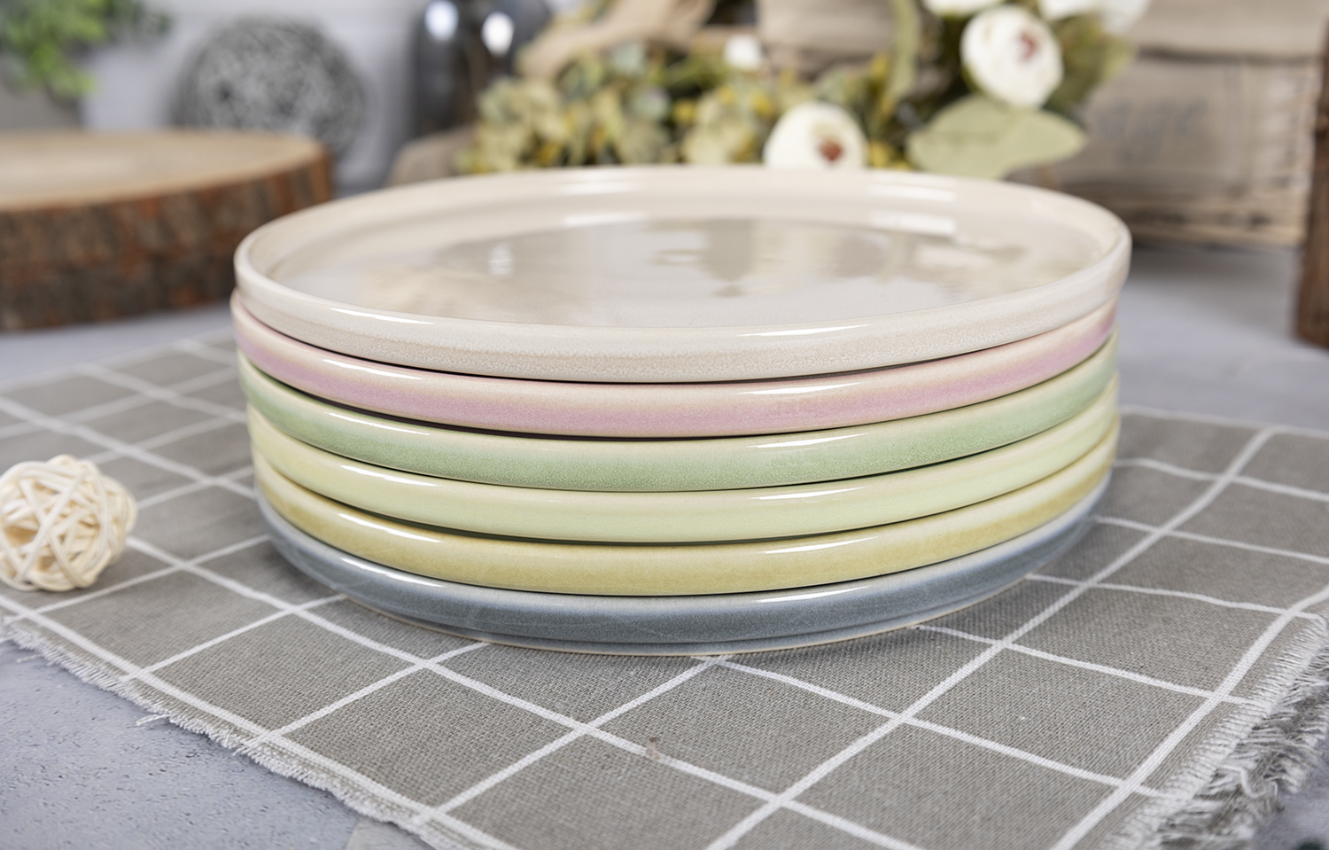 CHANGSHA HAPPY GO  Colorful Candy Tone Reactive Glaze Stoneware Dinner Set with Stackable Design  |happygodinnerware.com