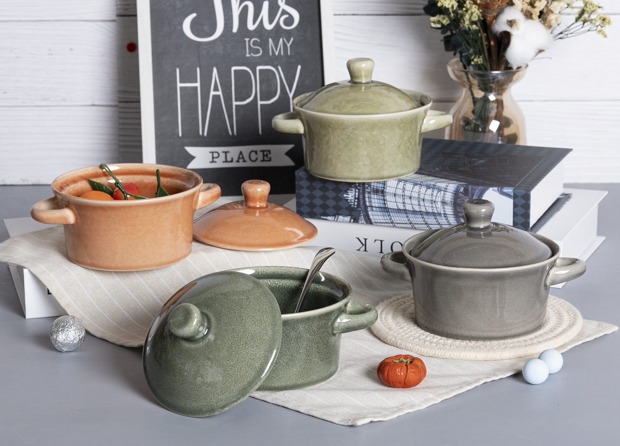 CHANGSHA HAPPY GO  Vintage Style Reactive Glaze Stoneware Mini Casserole Pot Set with Lids |Dopamine Series Ceramics  |happygodinnerware.com