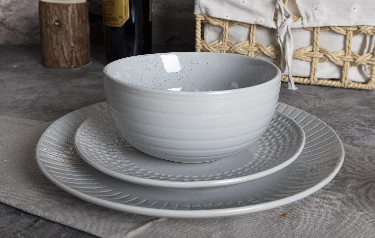 CHANGSHA HAPPY GO  Geometric Embossed Reactive Glaze Stoneware Dinner Set in Elegant Gray Tone  |happygodinnerware.com