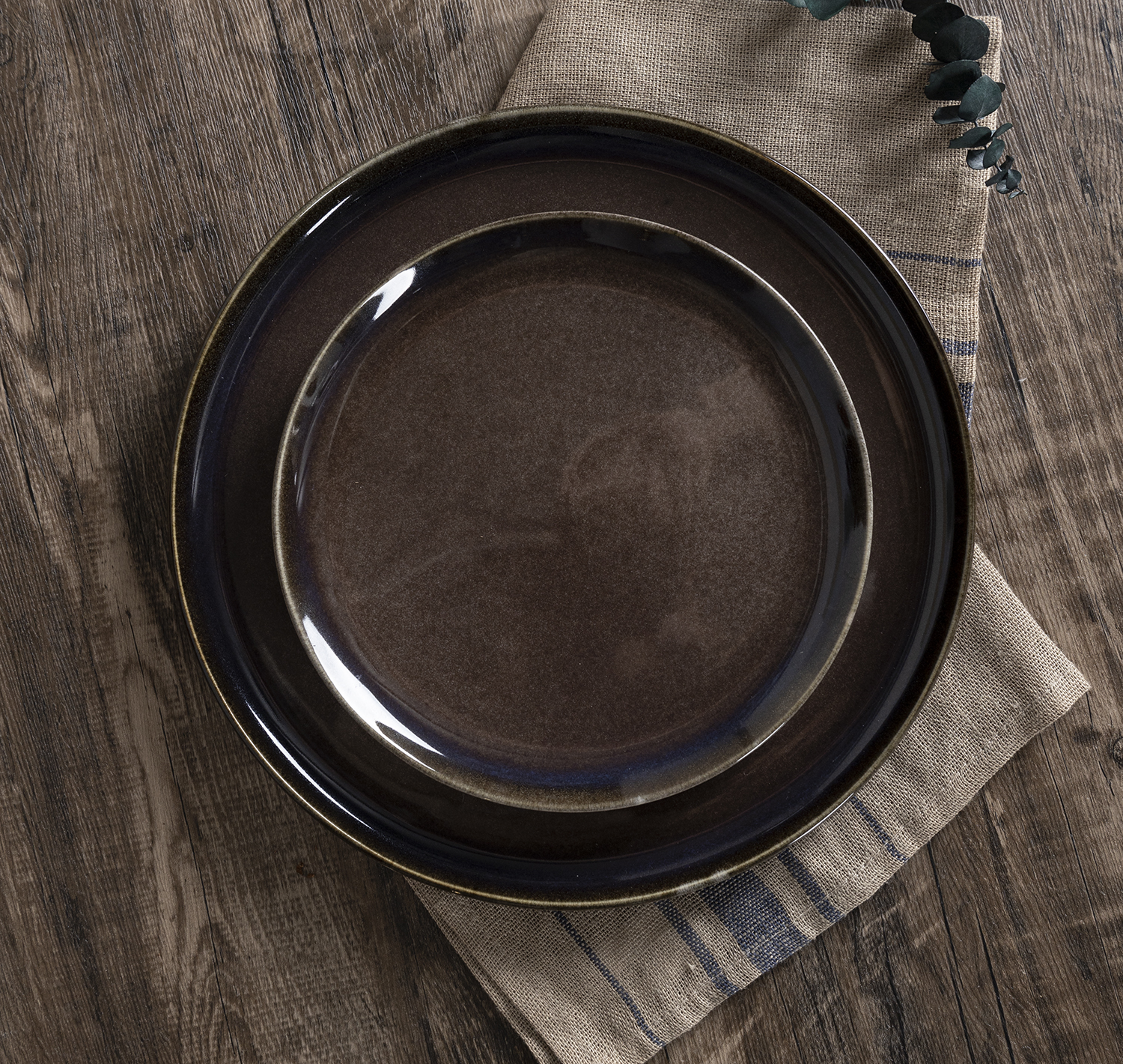CHANGSHA HAPPY GO Reactive Glaze Stoneware Dinnerware Set – Deep Earth Tones Plates, Bowls & Mugs for Rustic Dining|happygodinnerware.com