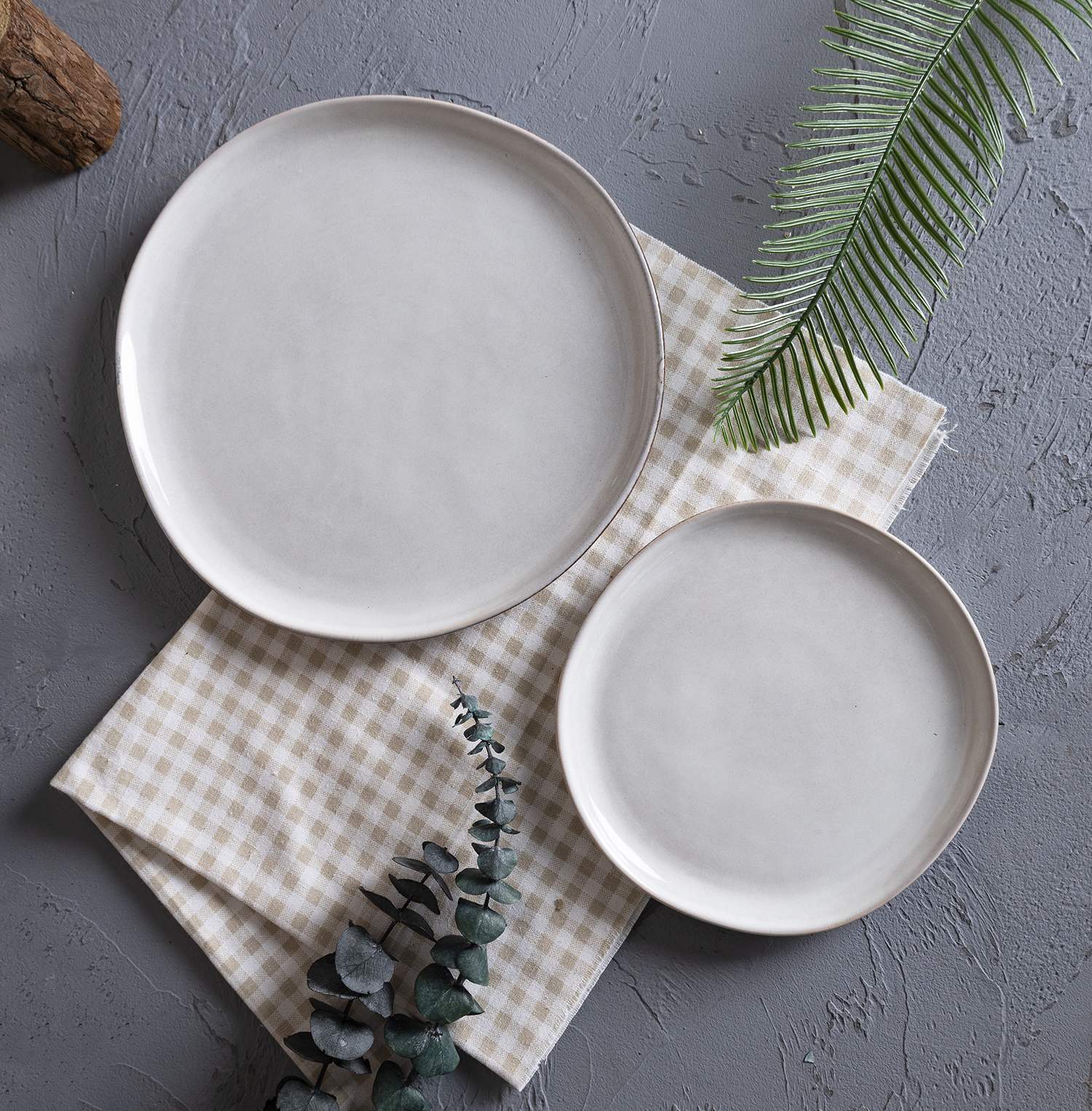 CHANGSHA HAPPY GO Handcrafted Look Stoneware Dinnerware Set – Matte Reactive Glaze Plates, Bowls & Mugs in Neutral Tones|happygodinnerware.com