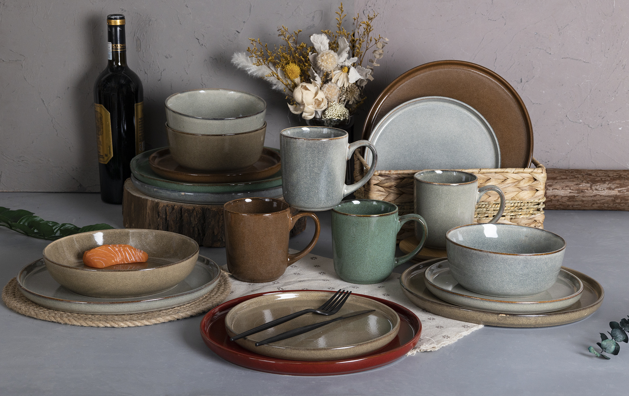 CHANGSHA HAPPY GO Rustic Reactive Glaze Stoneware Dinnerware Set – Earthy Tone Plates, Bowls & Mugs for Everyday Dining|happygodinnerware.com
