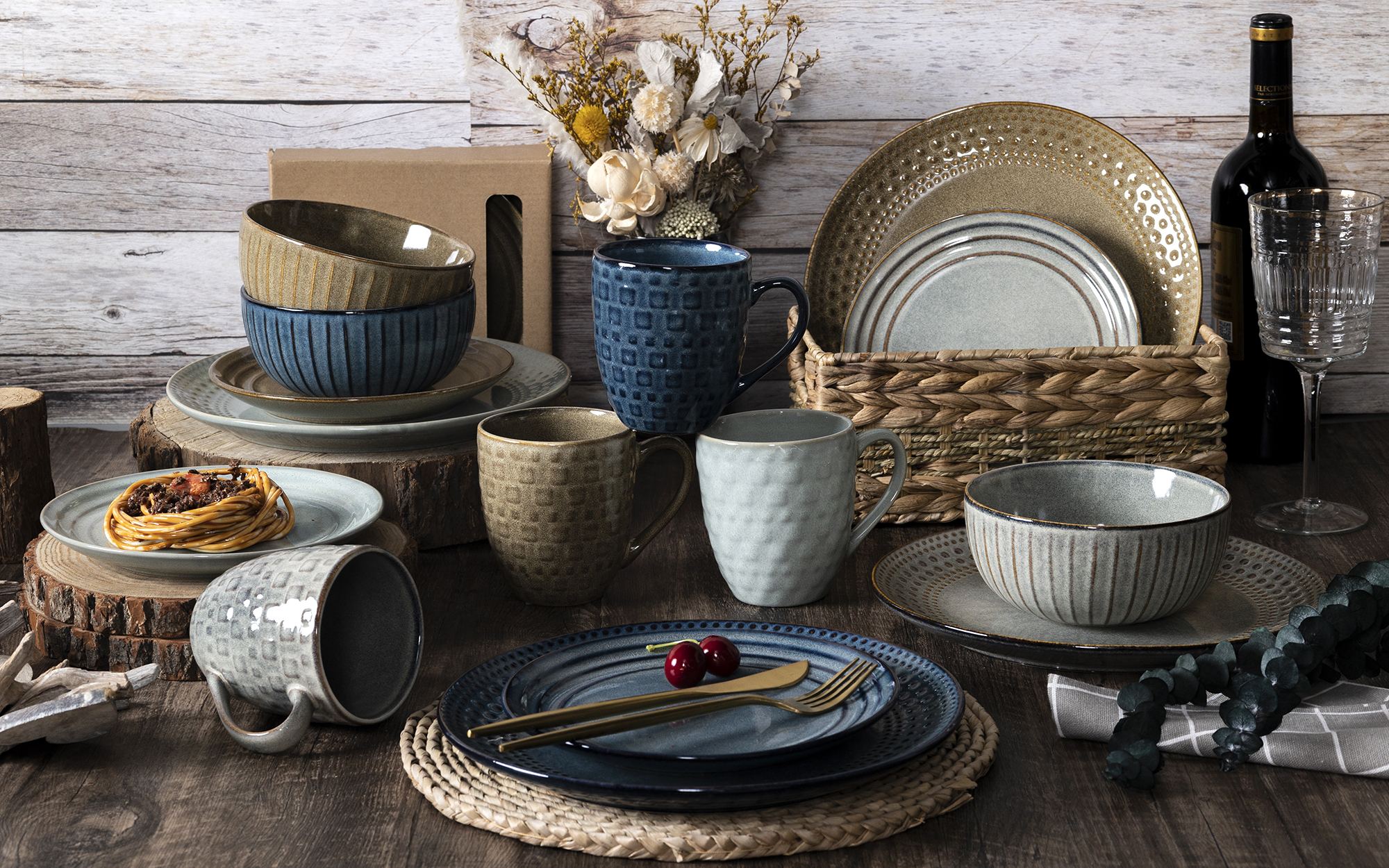 CHANGSHA HAPPY GO Textured Stoneware Dinnerware Set – Embossed Patterns with Reactive Glaze Plates, Bowls & Mugs for Rustic Dining|happygodinnerware.com