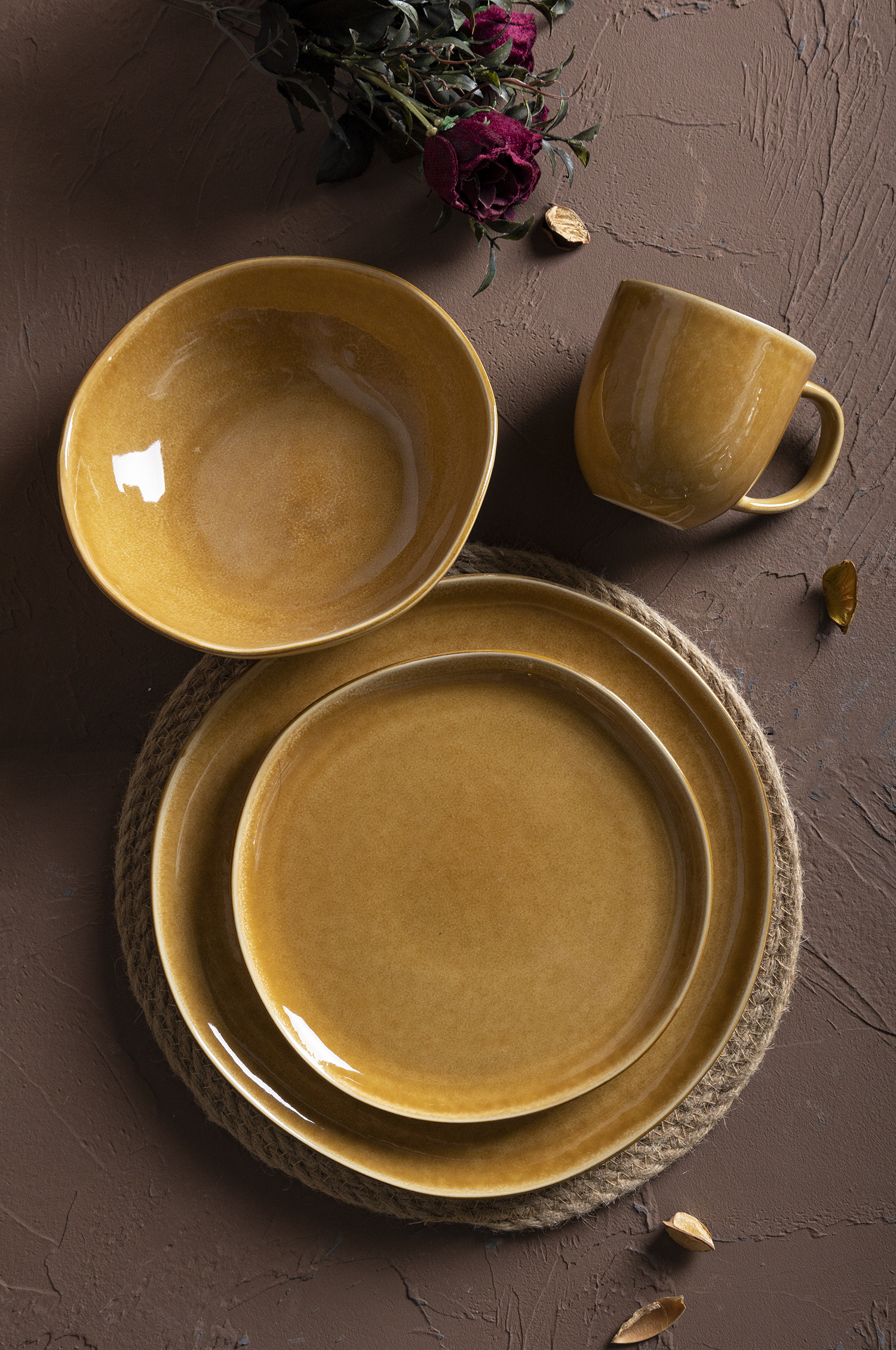 CHANGSHA HAPPY GO Retro Edge Stoneware Dinnerware Set – Color Glazed Plates, Bowls & Mugs with Rustic Brown Rim Design|happygodinnerware.com