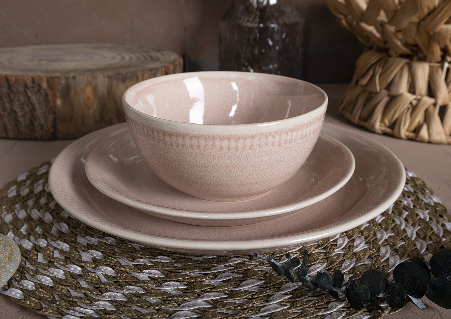 CHANGSHA HAPPY GO Pastel Reactive Glaze Stoneware Dinnerware Set – Soft Color Plates, Bowls & Mugs with Handcrafted Touch|happygodinnerware.com