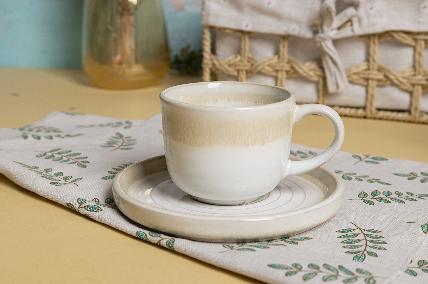 CHANGSHA HAPPY GO Elegant Reactive Glaze Stoneware Dinnerware Set with Gradient Rim Design|happygodinnerware.com
