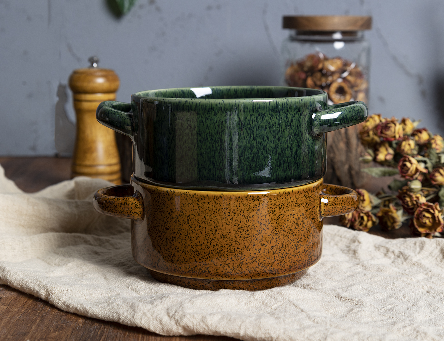 CHANGSHA HAPPY GO Speckled Reactive Glaze Stackable Stoneware Mug and Bowl Set with Gift Box Packaging|happygodinnerware.com