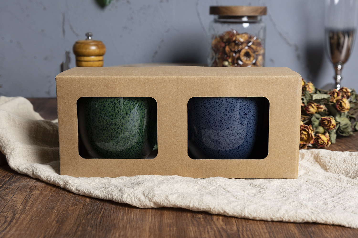 CHANGSHA HAPPY GO Speckled Reactive Glaze Stackable Stoneware Mug and Bowl Set with Gift Box Packaging|happygodinnerware.com