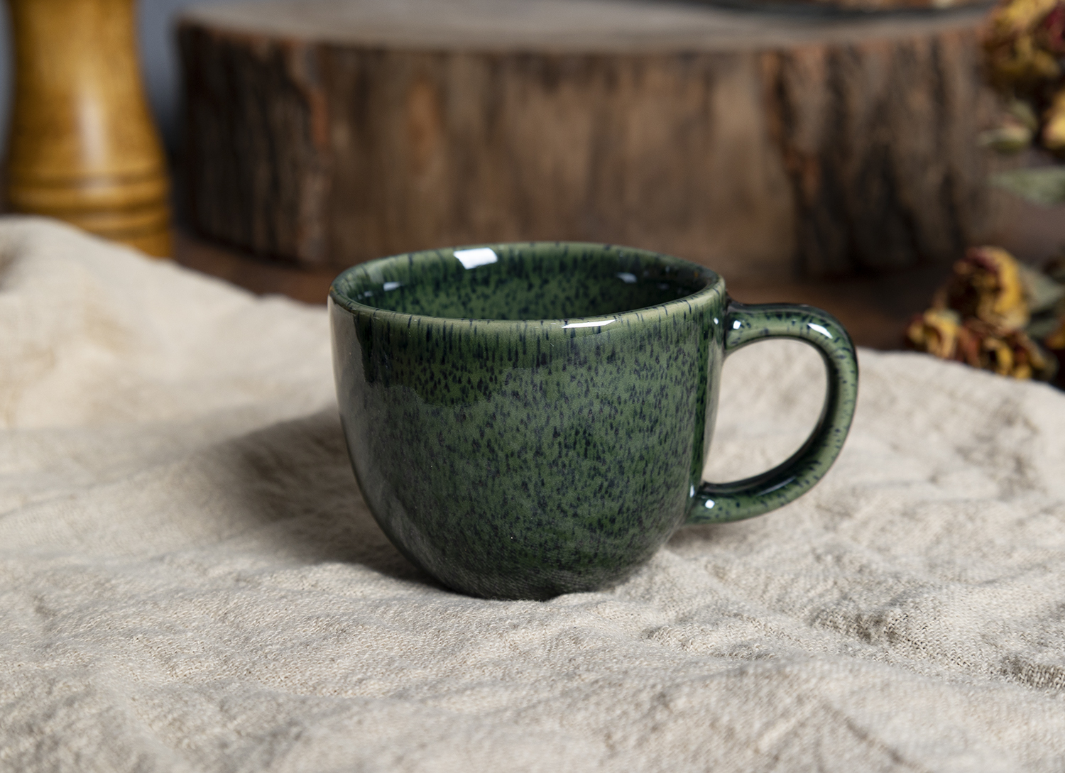 CHANGSHA HAPPY GO Speckled Reactive Glaze Stackable Stoneware Mug and Bowl Set with Gift Box Packaging|happygodinnerware.com