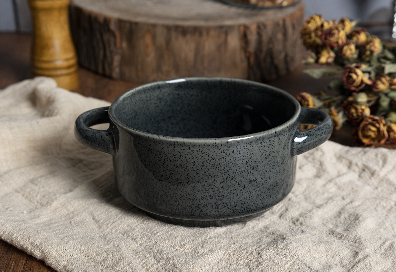 CHANGSHA HAPPY GO Speckled Reactive Glaze Stackable Stoneware Mug and Bowl Set with Gift Box Packaging|happygodinnerware.com