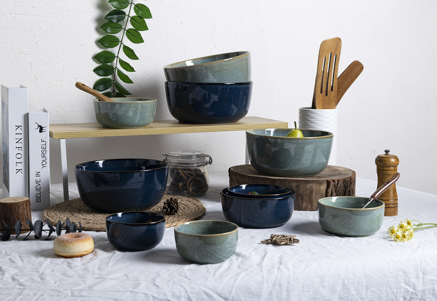 CHANGSHA HAPPY GO Two-Tone Reactive Glaze Ceramic Bowl Set for Kitchen and Dining|happygodinnerware.com