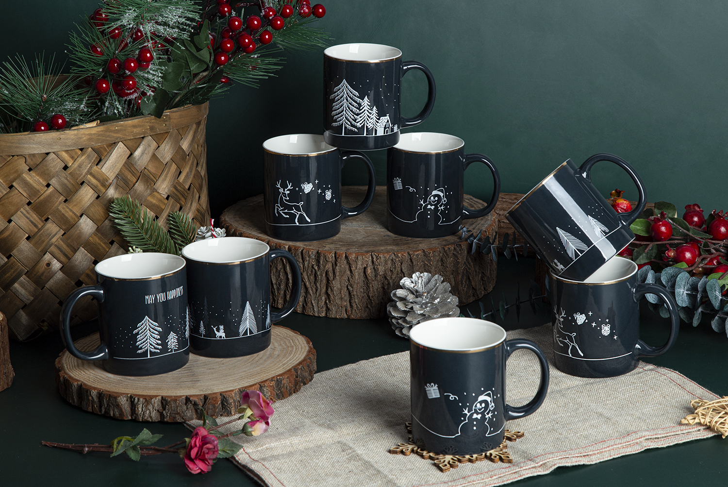 CHANGSHA HAPPY GO Midnight Christmas Decal Mugs in Fine New Bone China |happygodinnerware.com
