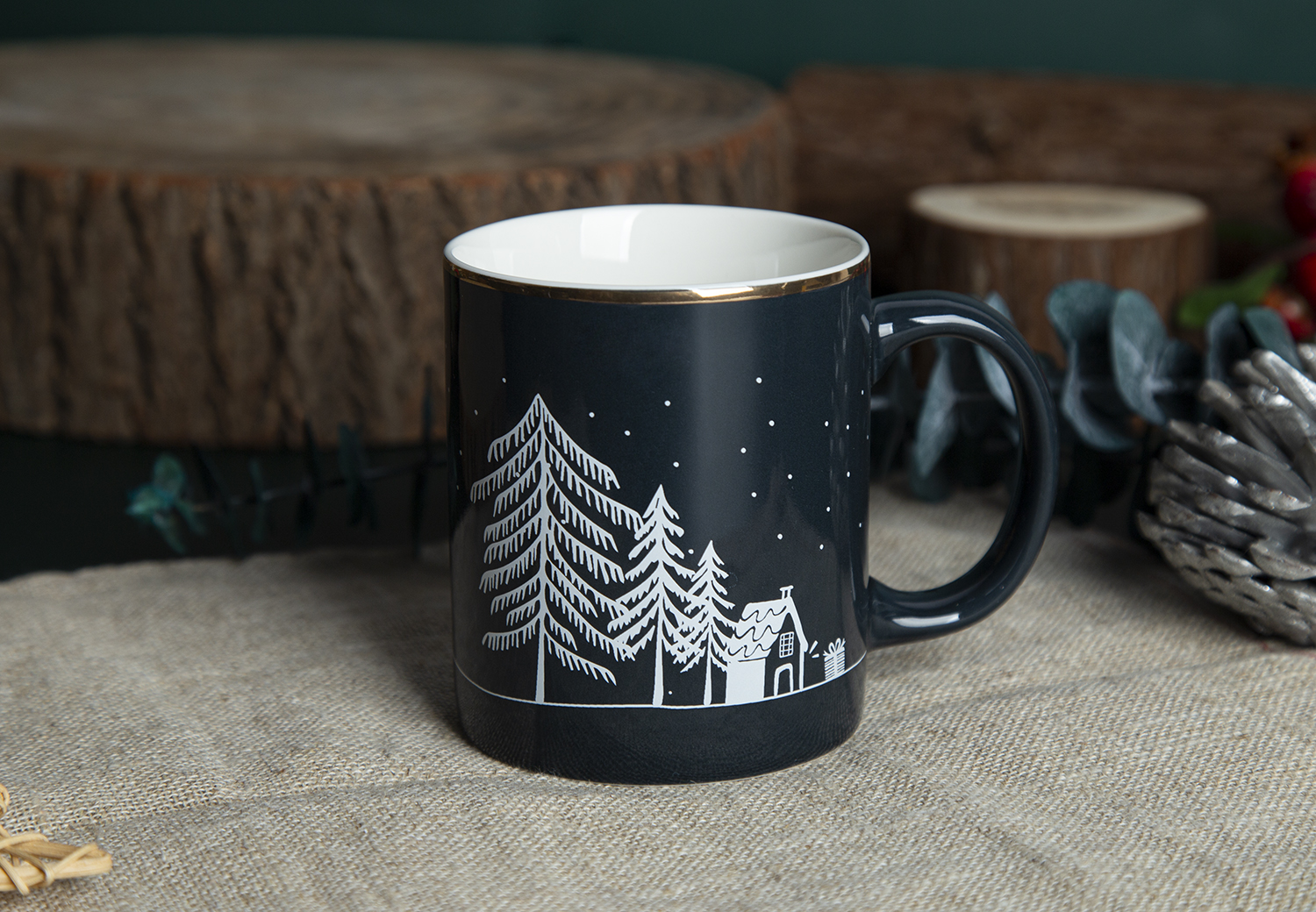 CHANGSHA HAPPY GO Midnight Christmas Decal Mugs in Fine New Bone China |happygodinnerware.com