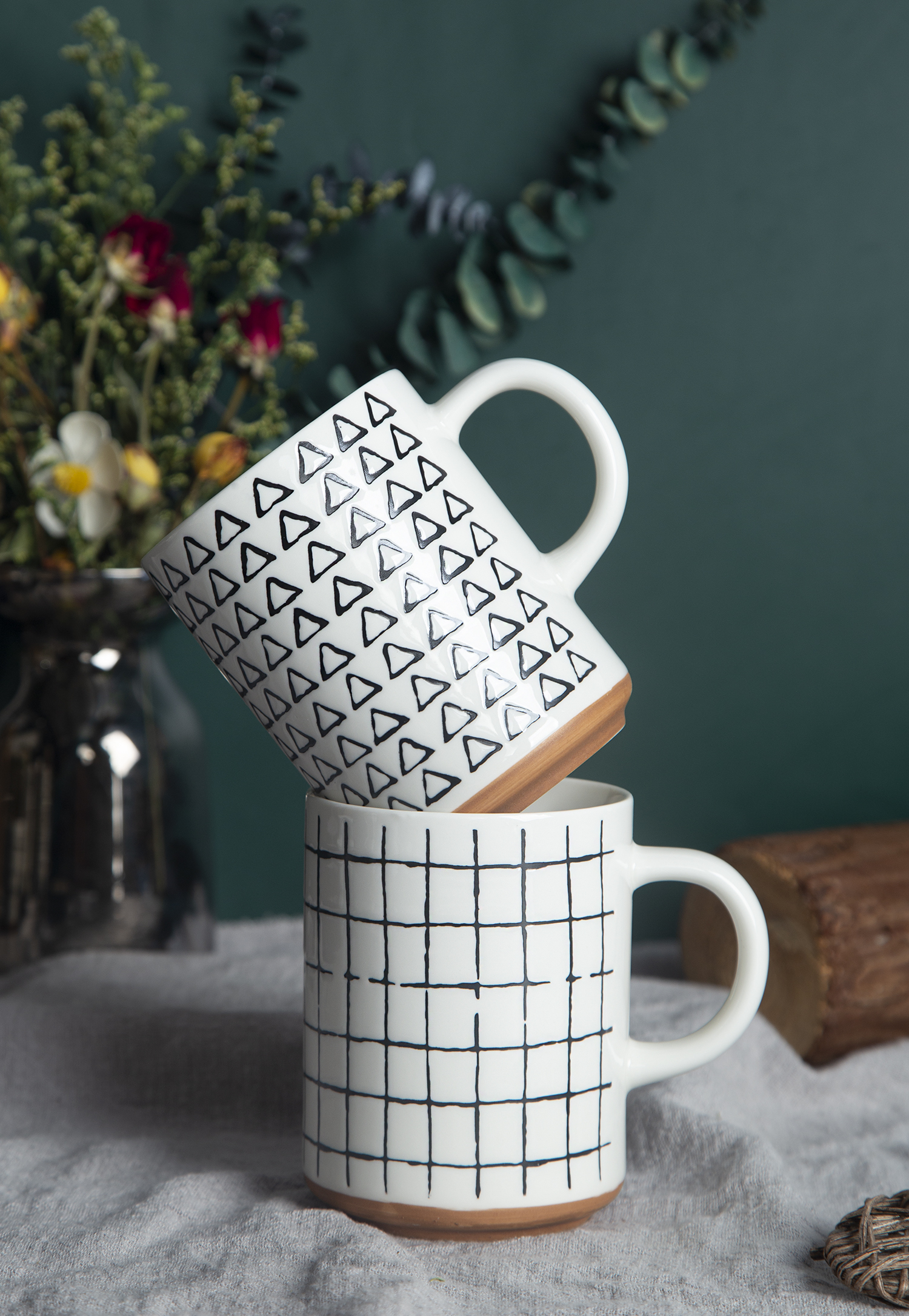 CHANGSHA HAPPY GO Nordic Minimalist Underglaze Screen Printed New Bone China Mugs |happygodinnerware.com
