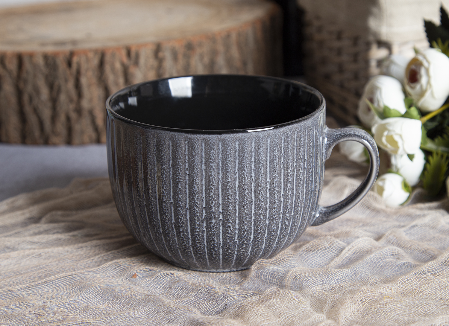 CHANGSHA HAPPY GO Embossed Design Mugs with Reactive Glaze |happygodinnerware.com