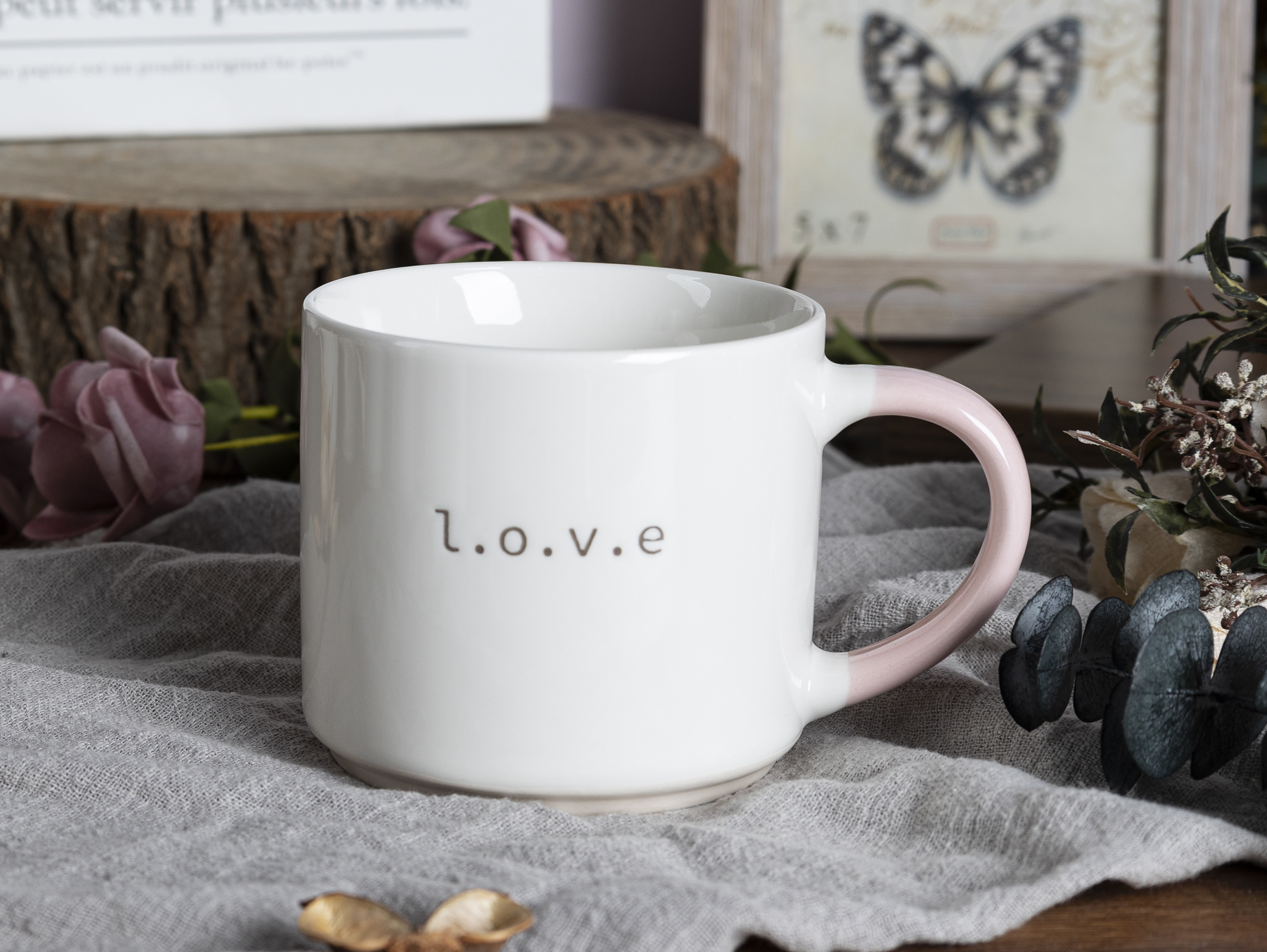 CHANGSHA HAPPY GO Love with Heart Design 340ml Promotional Coffee Mugs for Gifts|happygodinnerware.com