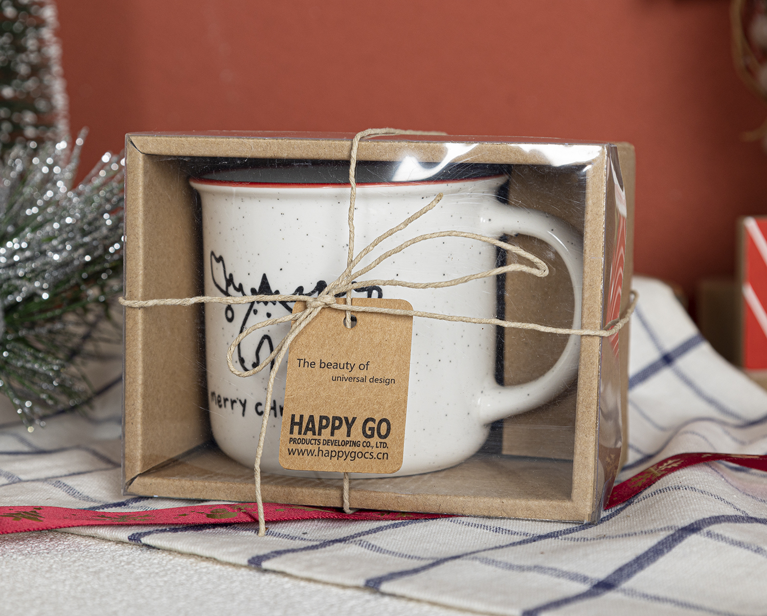 CHANGSHA HAPPY GO  Monochrome Christmas Bone China Mug Set with Hand-Drawn Festive Motifs in Black Ink Finish  |happygodinnerware.com