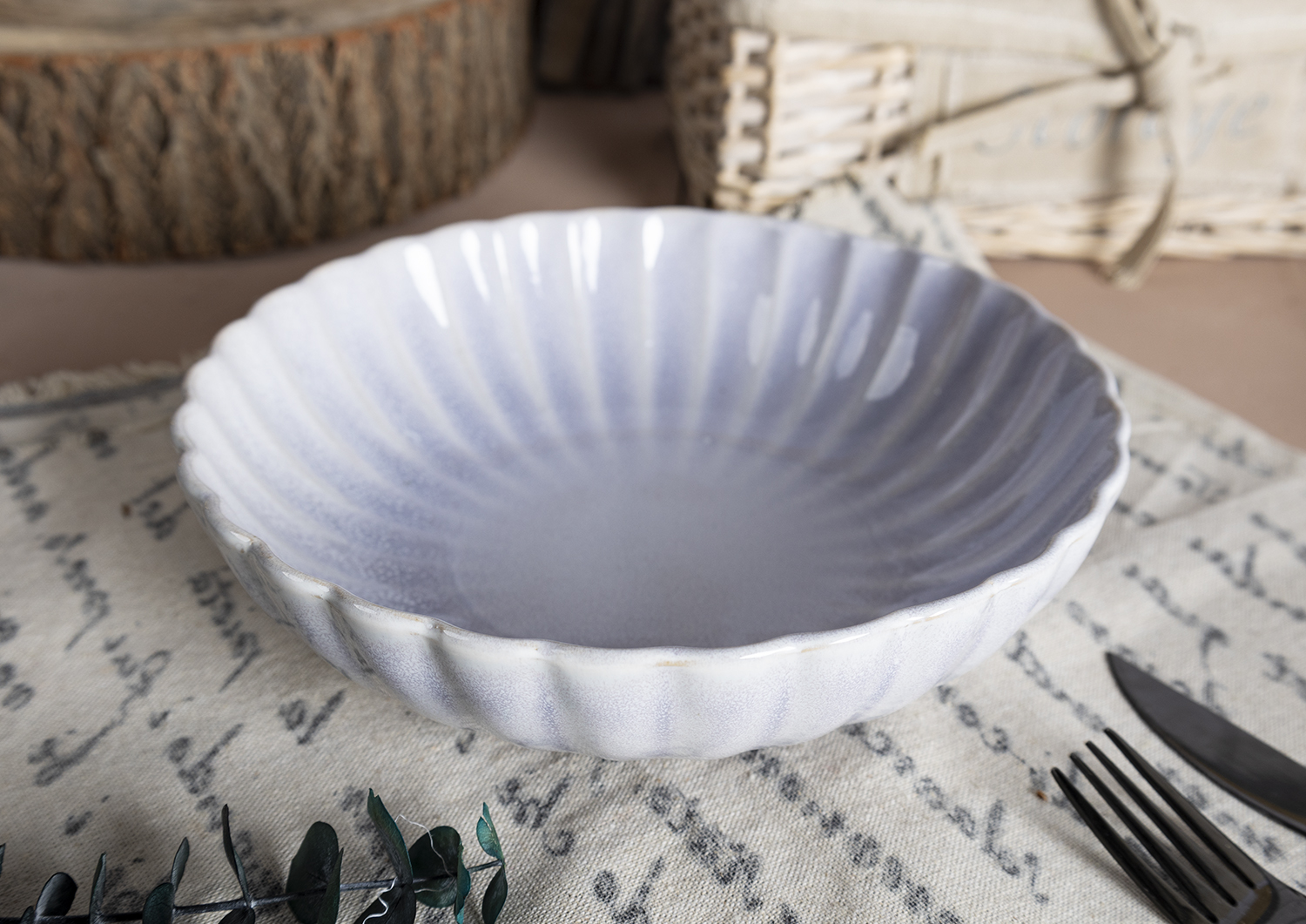CHANGSHA HAPPY GO  Pastel Reactive Glaze Fluted Stoneware Tableware Set – 16 Pieces for Modern Minimalist Dining |happygodinnerware.com