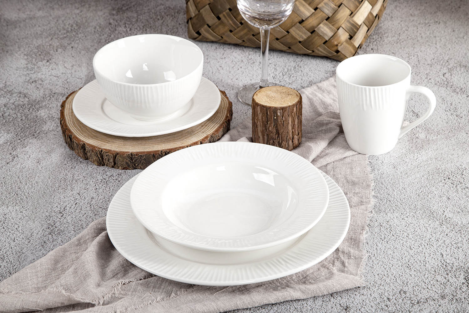 CHANGSHA HAPPY GO Whisper Emboss – White Porcelain Dinnerware Set | happygodinnerware.com