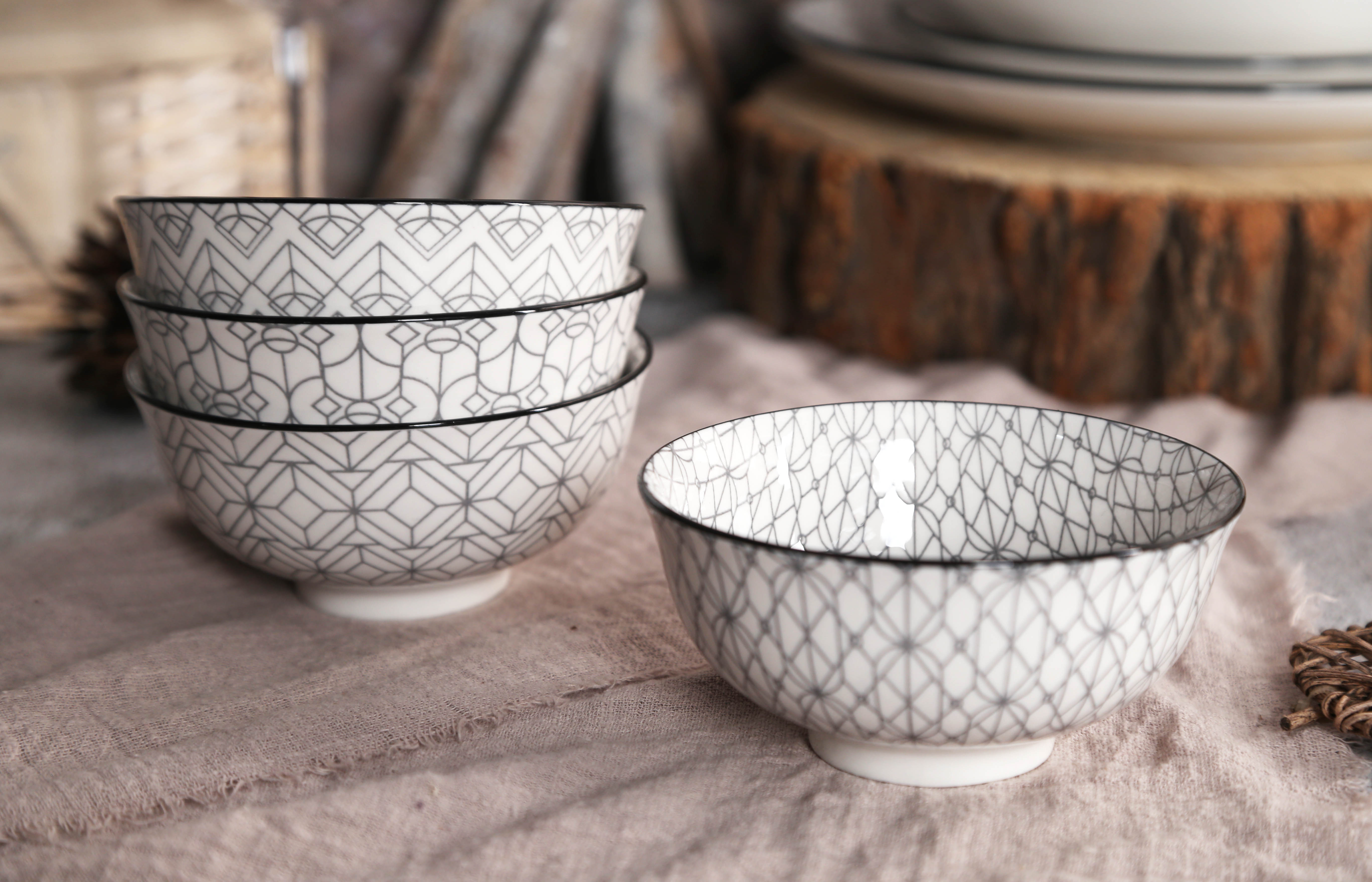 CHANGSHA HAPPY GO Nomad Lines – Printed White Porcelain Dinnerware Set | happygodinnerware.com