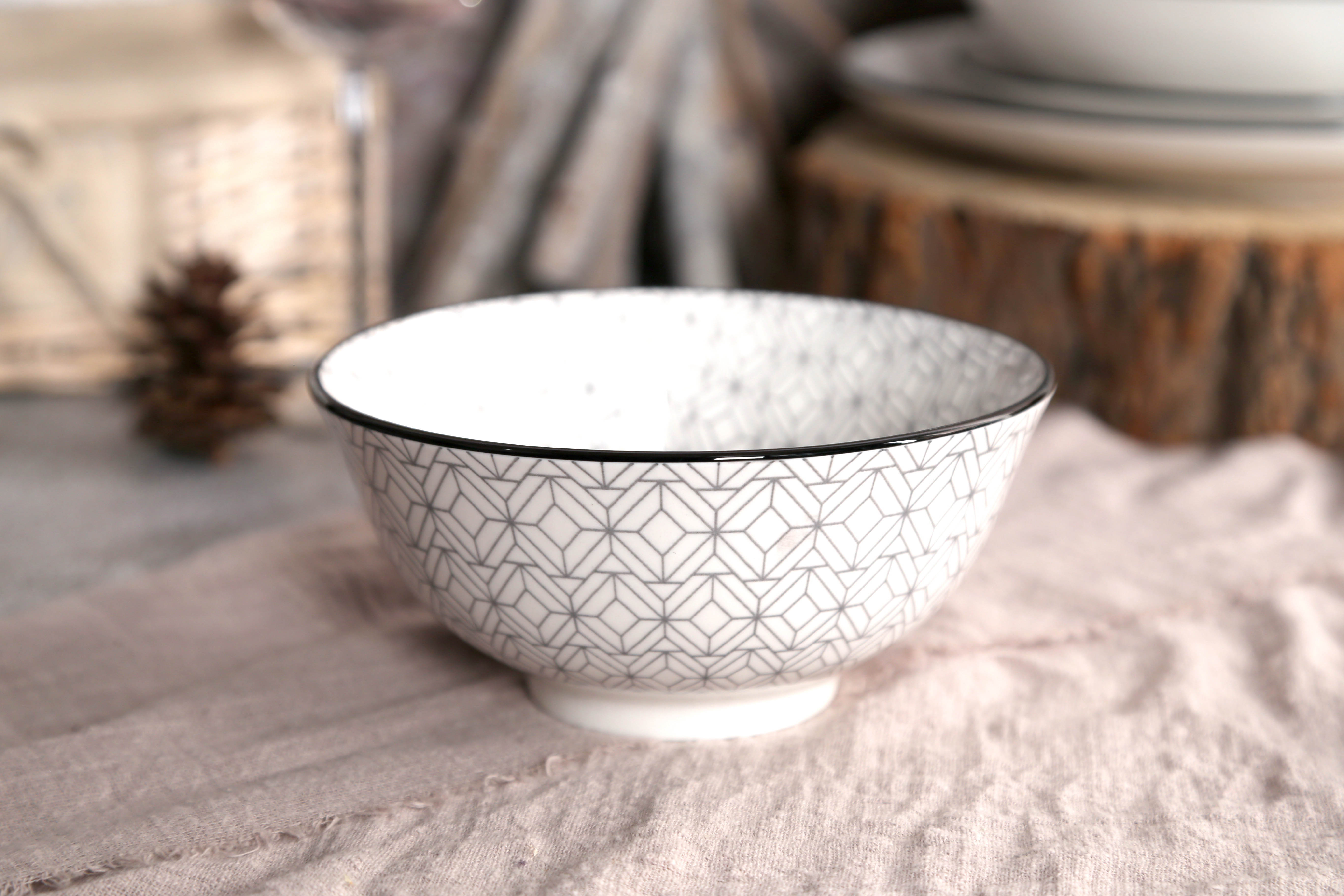 CHANGSHA HAPPY GO Nomad Lines – Printed White Porcelain Dinnerware Set | happygodinnerware.com