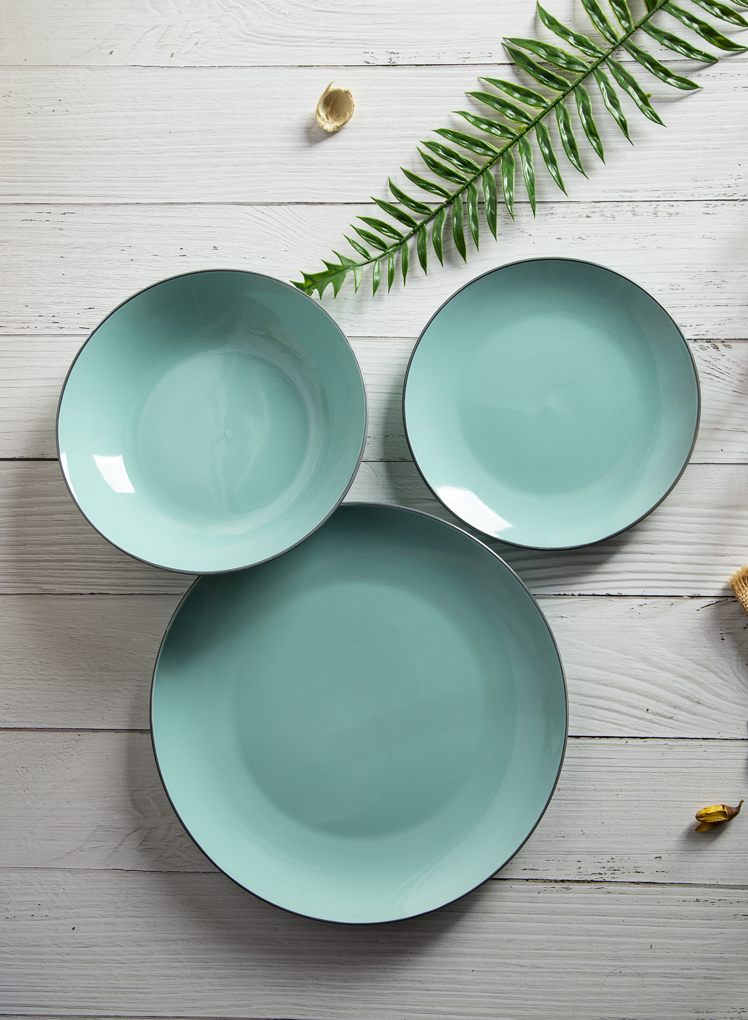 CHANGSHA HAPPY GO Ceramic Serving Bowls with Embossed Dots and Colorful Floral Printed Interiors | happygodinnerware.com