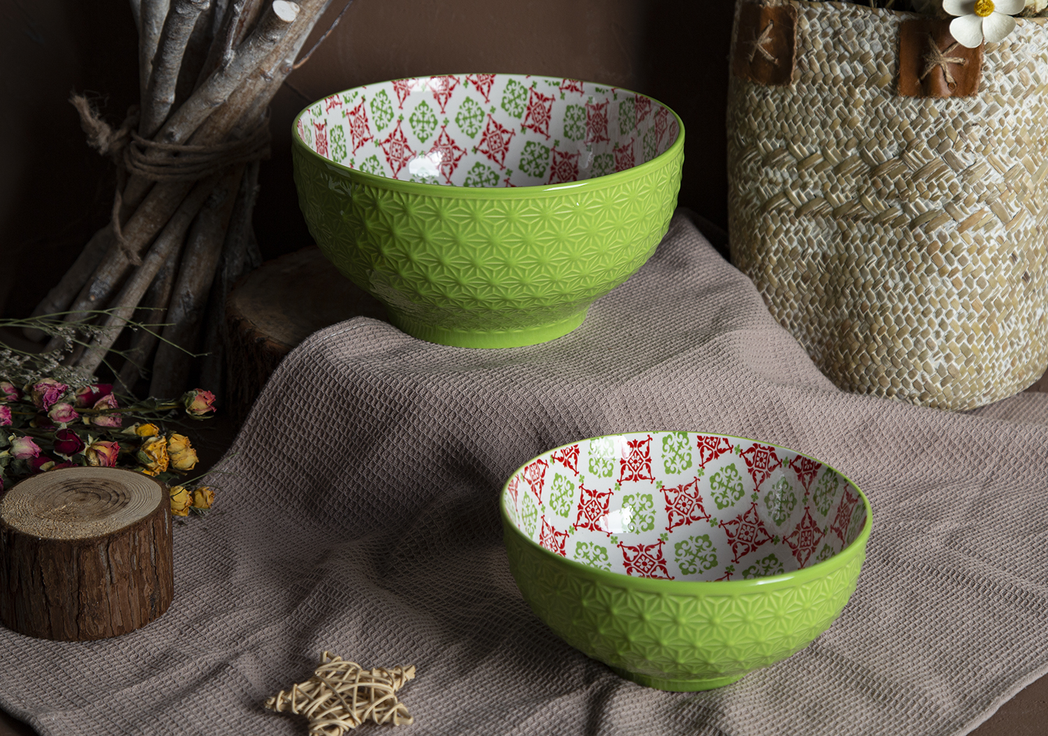 CHANGSHA HAPPY GO Green Ceramic Bowls with Embossed Floral Patterns and Printed Interiors | happygodinnerware.com