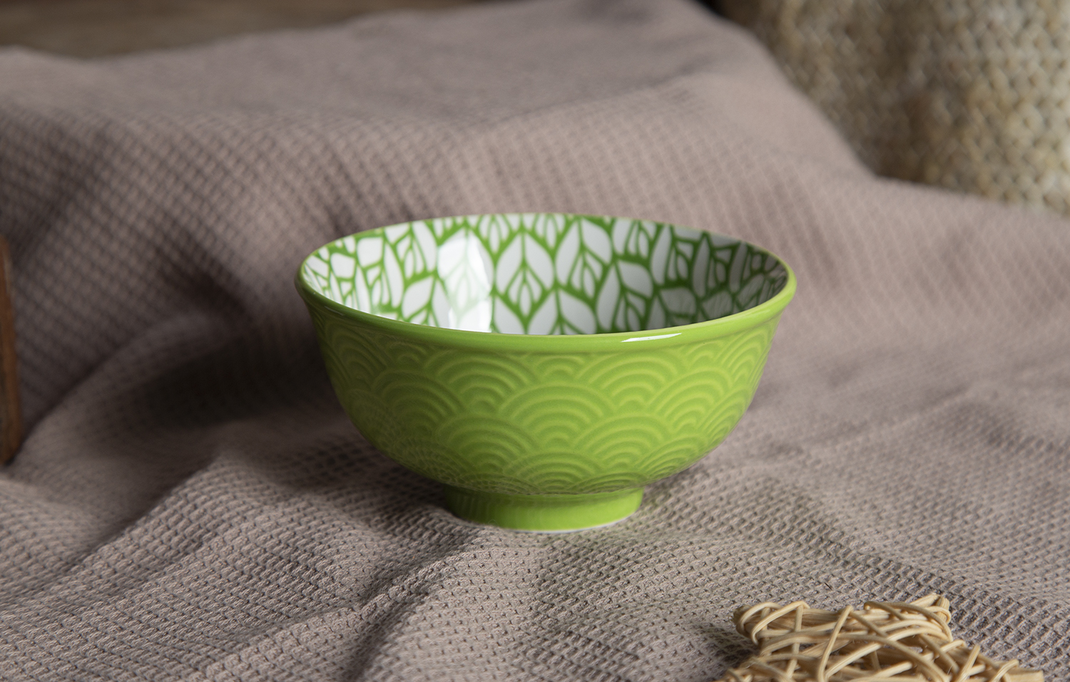 CHANGSHA HAPPY GO Green Ceramic Bowls with Embossed Floral Patterns and Printed Interiors | happygodinnerware.com
