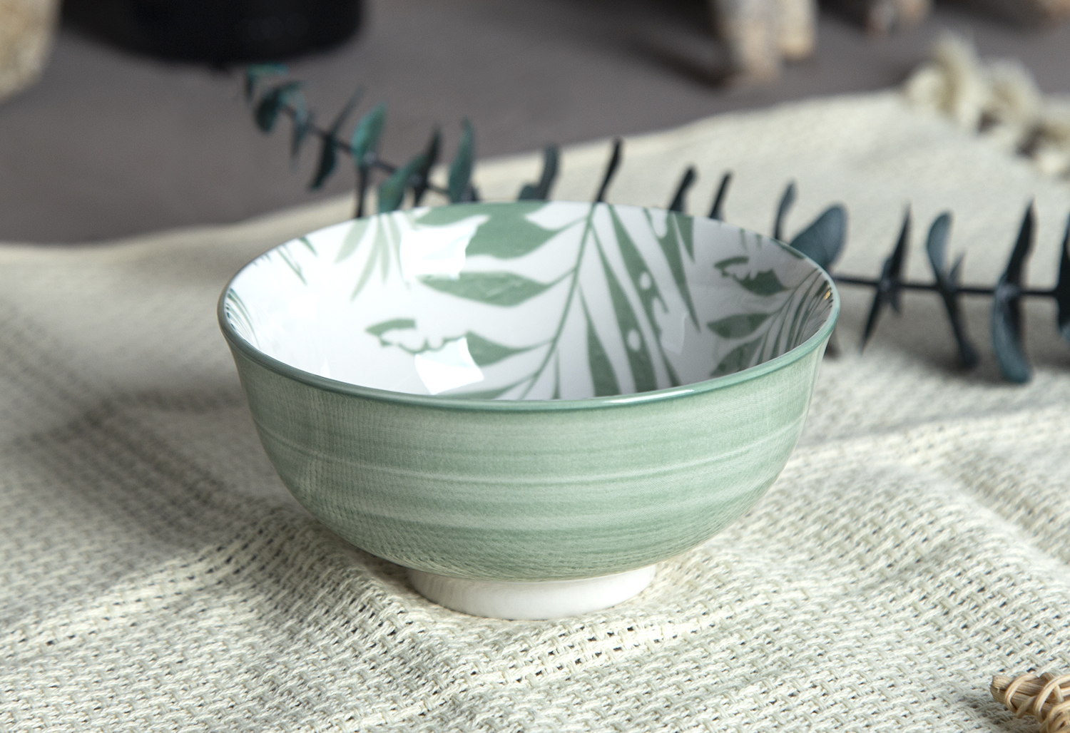 CHANGSHA HAPPY GO White Porcelain Dinnerware with Green Leaf Print | happygodinnerware.com