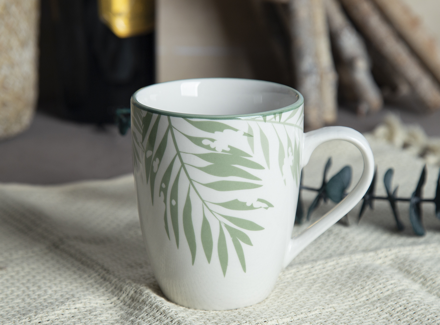 CHANGSHA HAPPY GO White Porcelain Dinnerware with Green Leaf Print | happygodinnerware.com