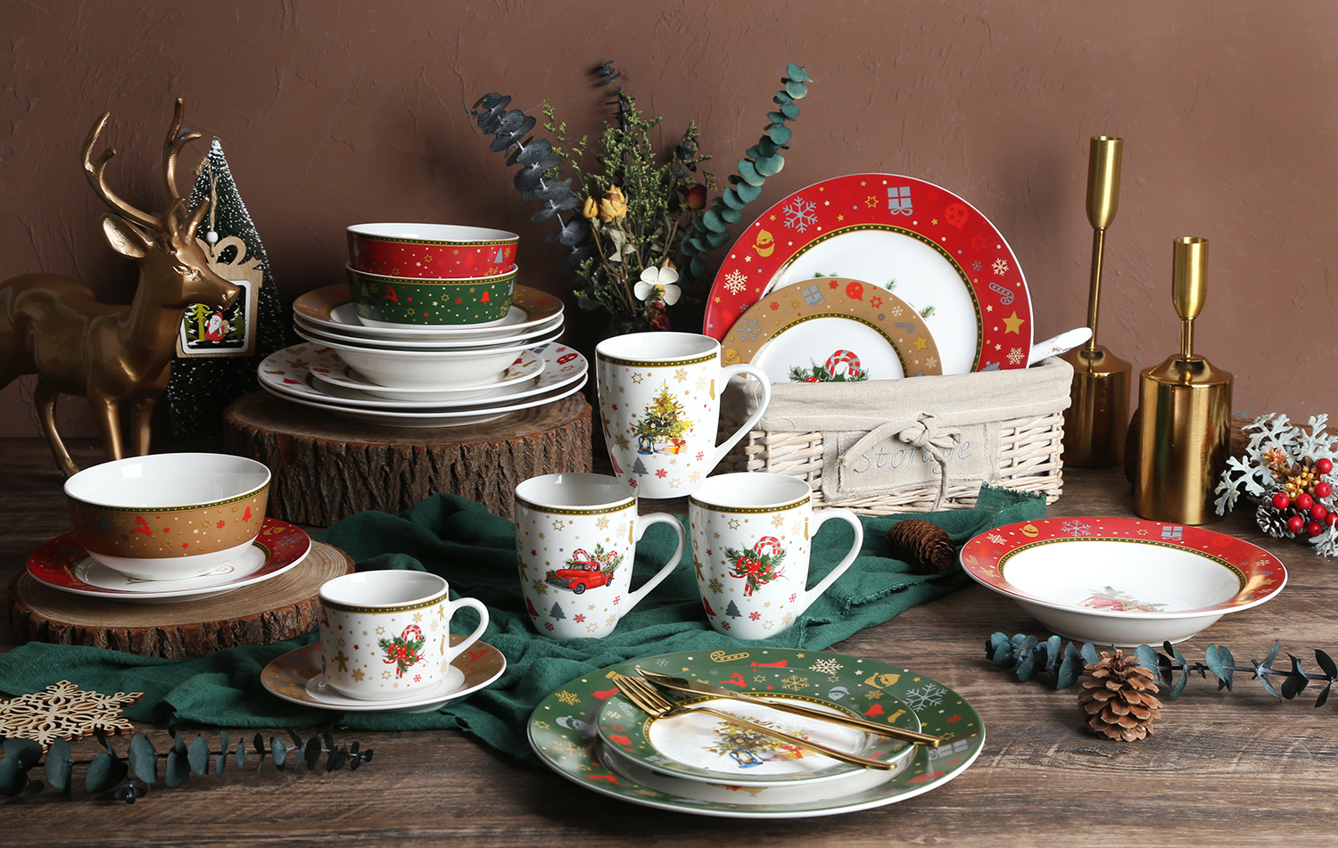 CHANGSHA HAPPY GO White Porcelain Dinnerware with Glazed Color Techniques | happygodinnerware.com