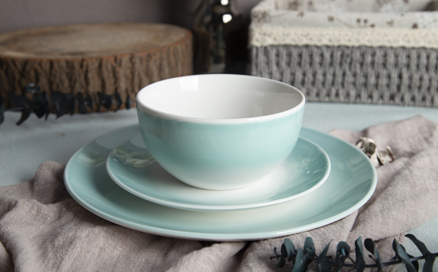 CHANGSHA HAPPY GO Color Glaze Ceramic Dinnerware | happygodinnerware.com