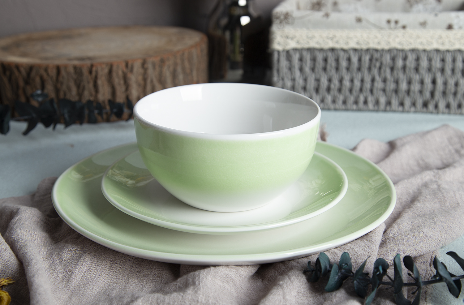 CHANGSHA HAPPY GO Color Glaze Ceramic Dinnerware | happygodinnerware.com