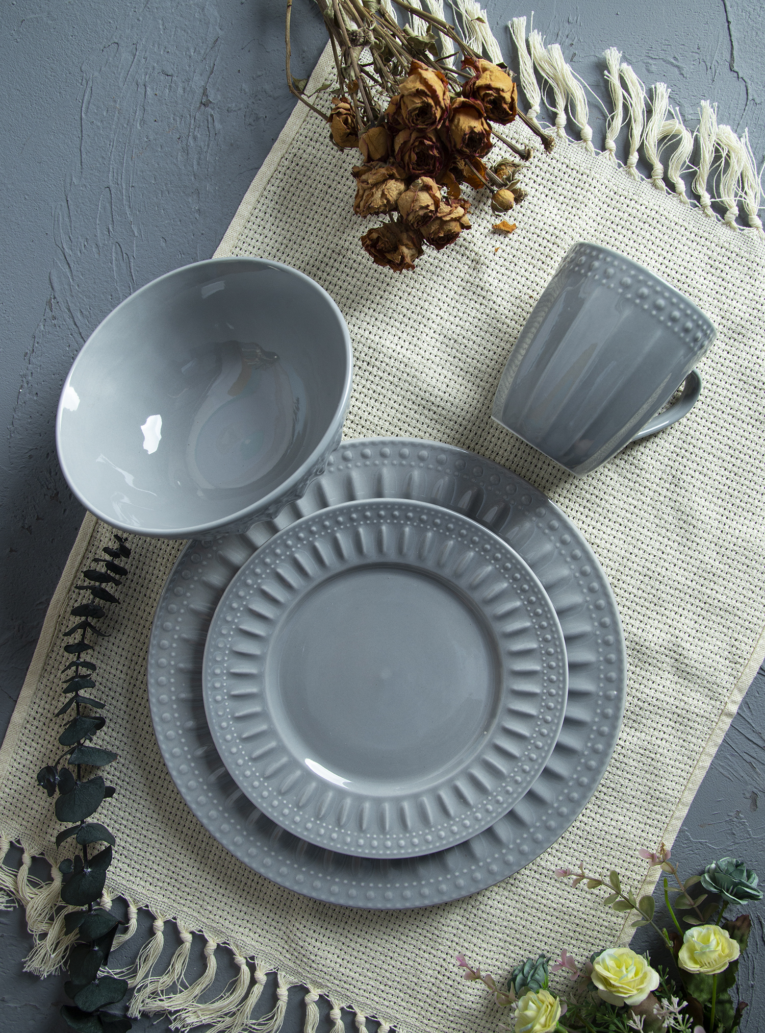 CHANGSHA HAPPY GO Embossed Textured Dinnerware Set in Soft Pastels | happygodinnerware.com