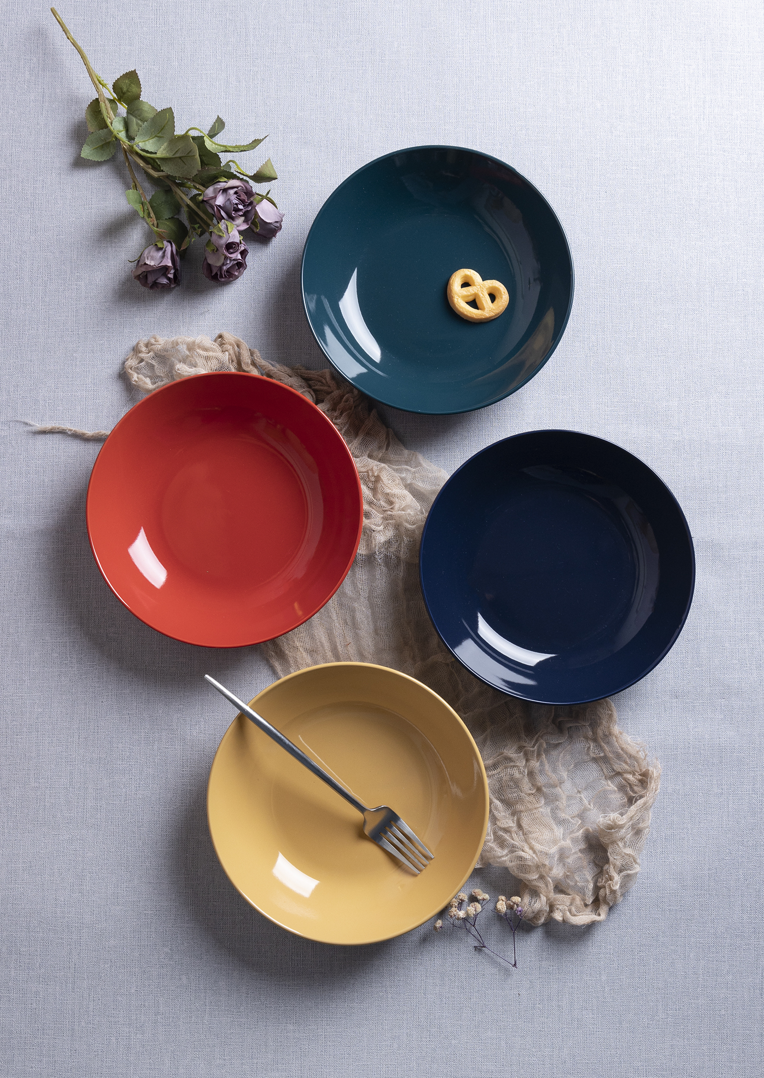 CHANGSHA HAPPY GO Watercolor Bloom Decal White Porcelain |happygodinnerware.com