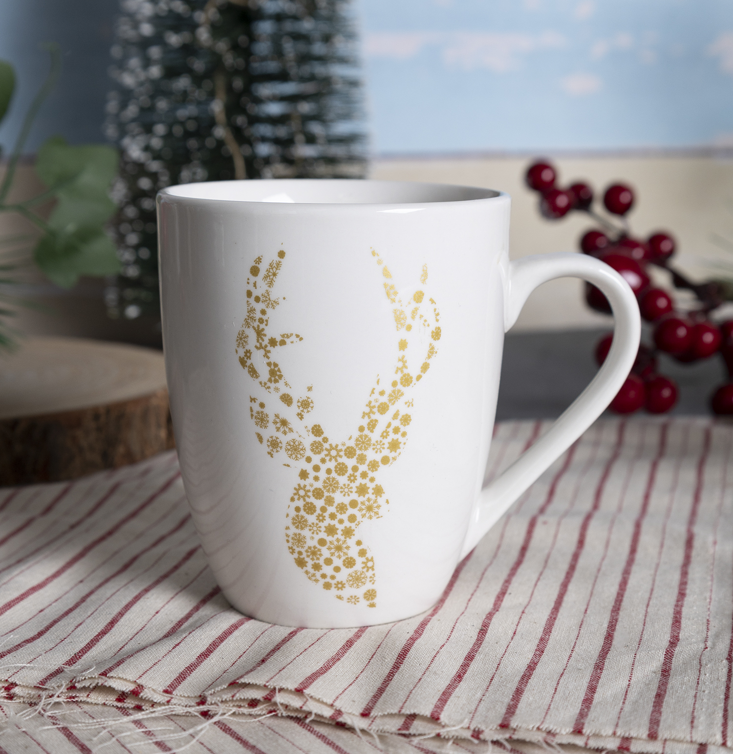 CHANGSHA HAPPY GO Christmas Deer & Snowflakes Print |happygodinnerware.com
