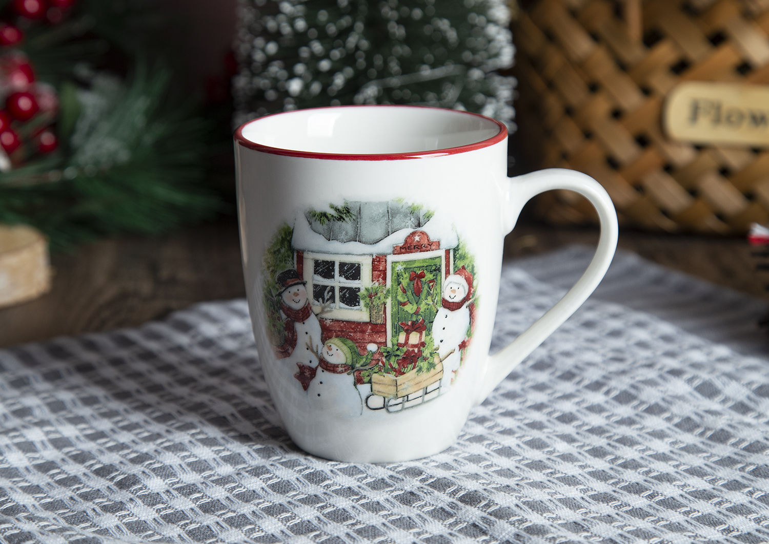CHANGSHA HAPPY GO Christmas Snowman and Tartan Plaid Decal Dinnerware Set with Festive Holiday Designs  |happygodinnerware.com