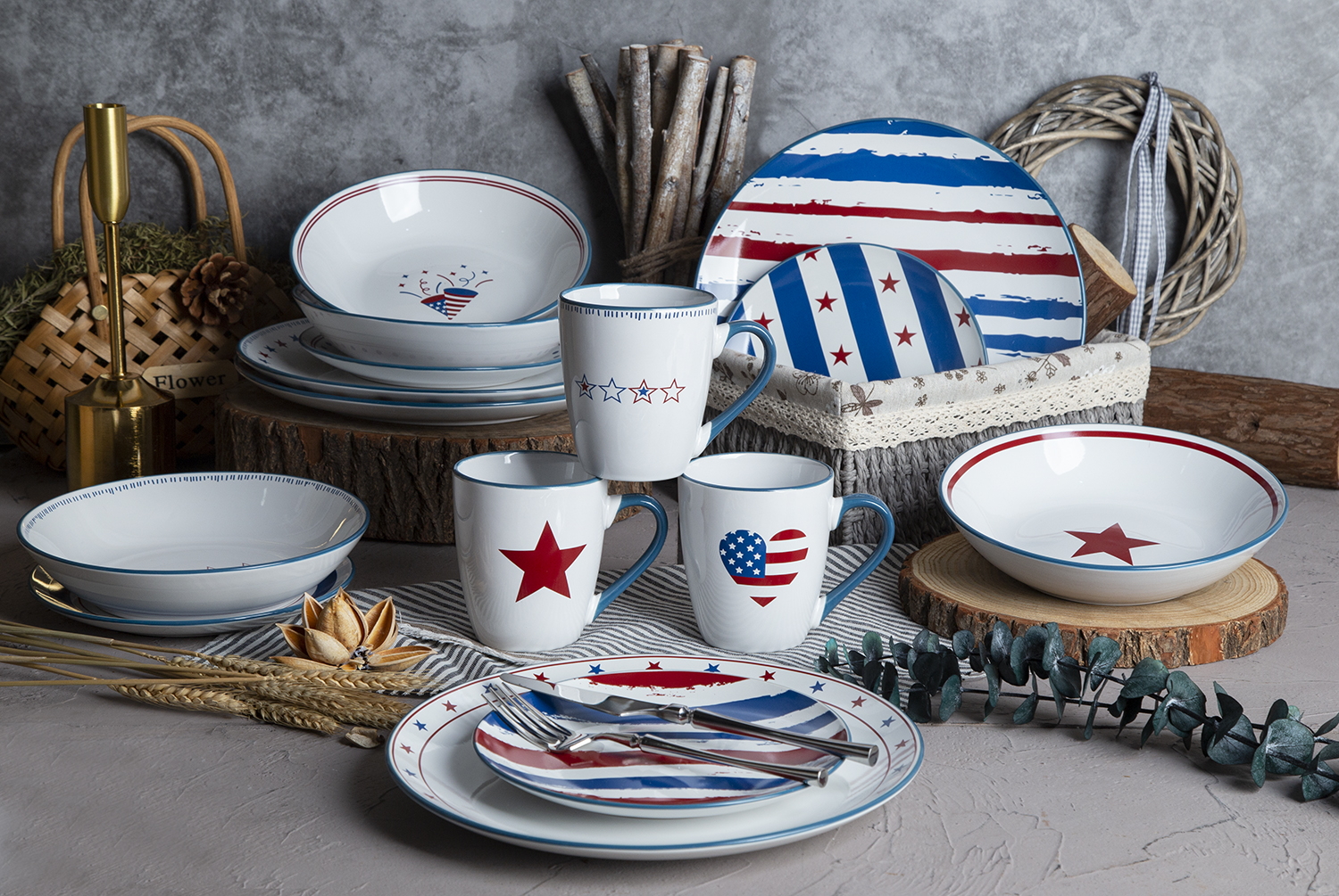 CHANGSHA HAPPY GO Patriotic American Style Decal Dinnerware Set with Stars, Stripes, and USA Flag Patterns  |happygodinnerware.com