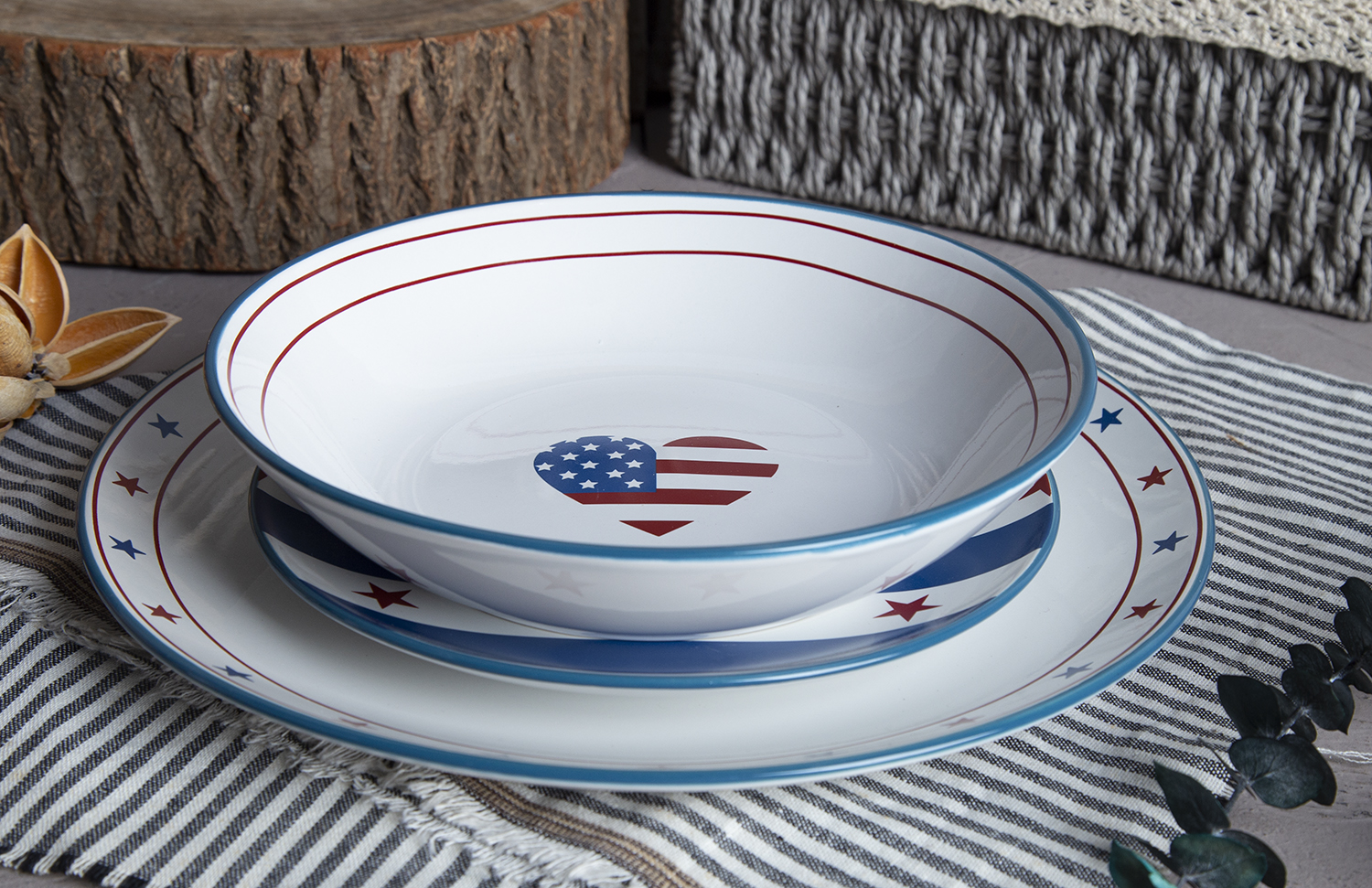 CHANGSHA HAPPY GO Patriotic American Style Decal Dinnerware Set with Stars, Stripes, and USA Flag Patterns  |happygodinnerware.com