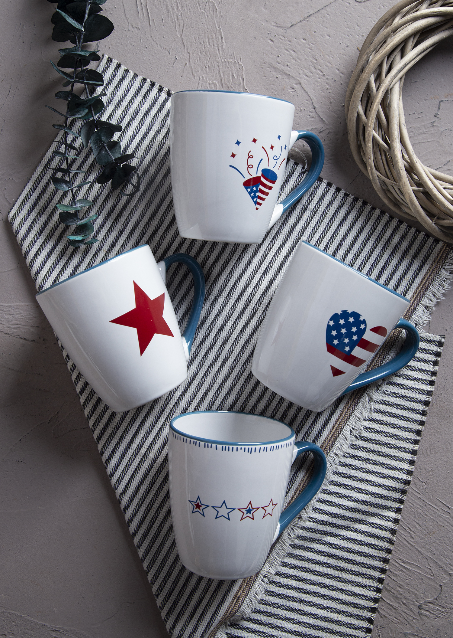 CHANGSHA HAPPY GO Patriotic American Style Decal Dinnerware Set with Stars, Stripes, and USA Flag Patterns  |happygodinnerware.com